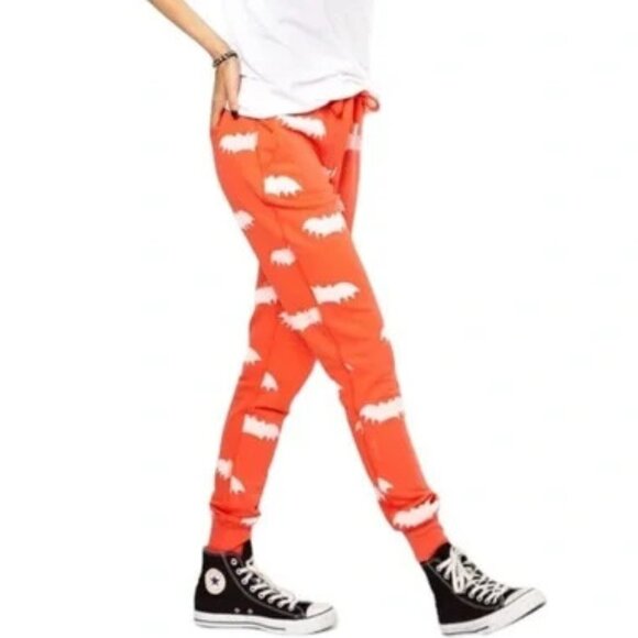 Zoe Karssen All Over Bat Print Sweatpants - Coral - Picture 9 of 13